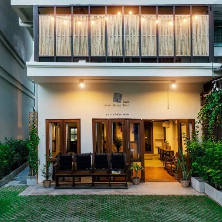 hostel chiang mai thailand