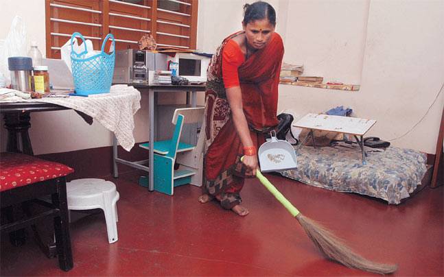 house maid job in delhi