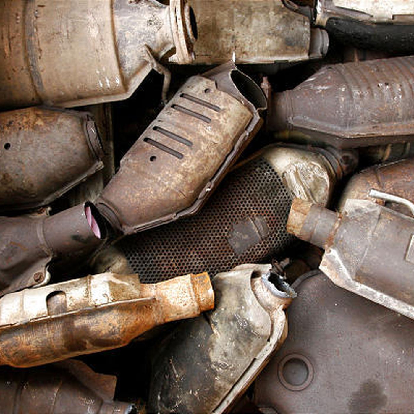 how much is a catalytic converter worth scrap