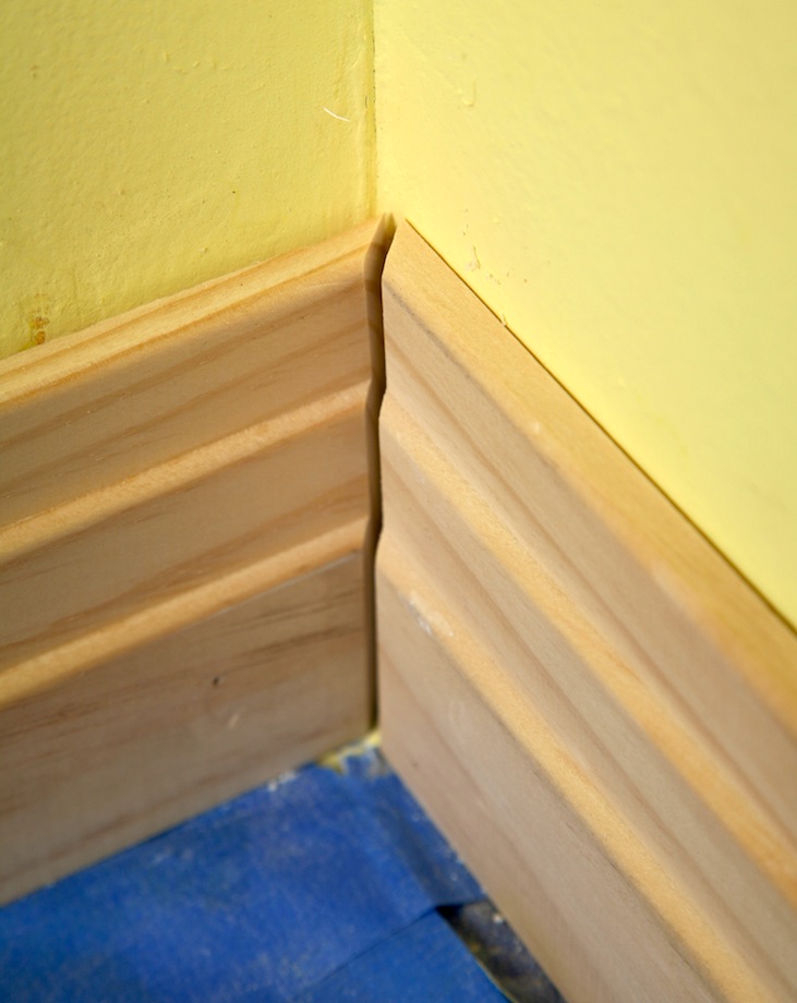 how to cut baseboard angles