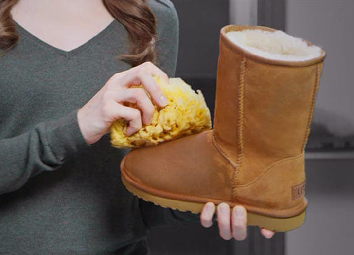 how to get water marks out of uggs