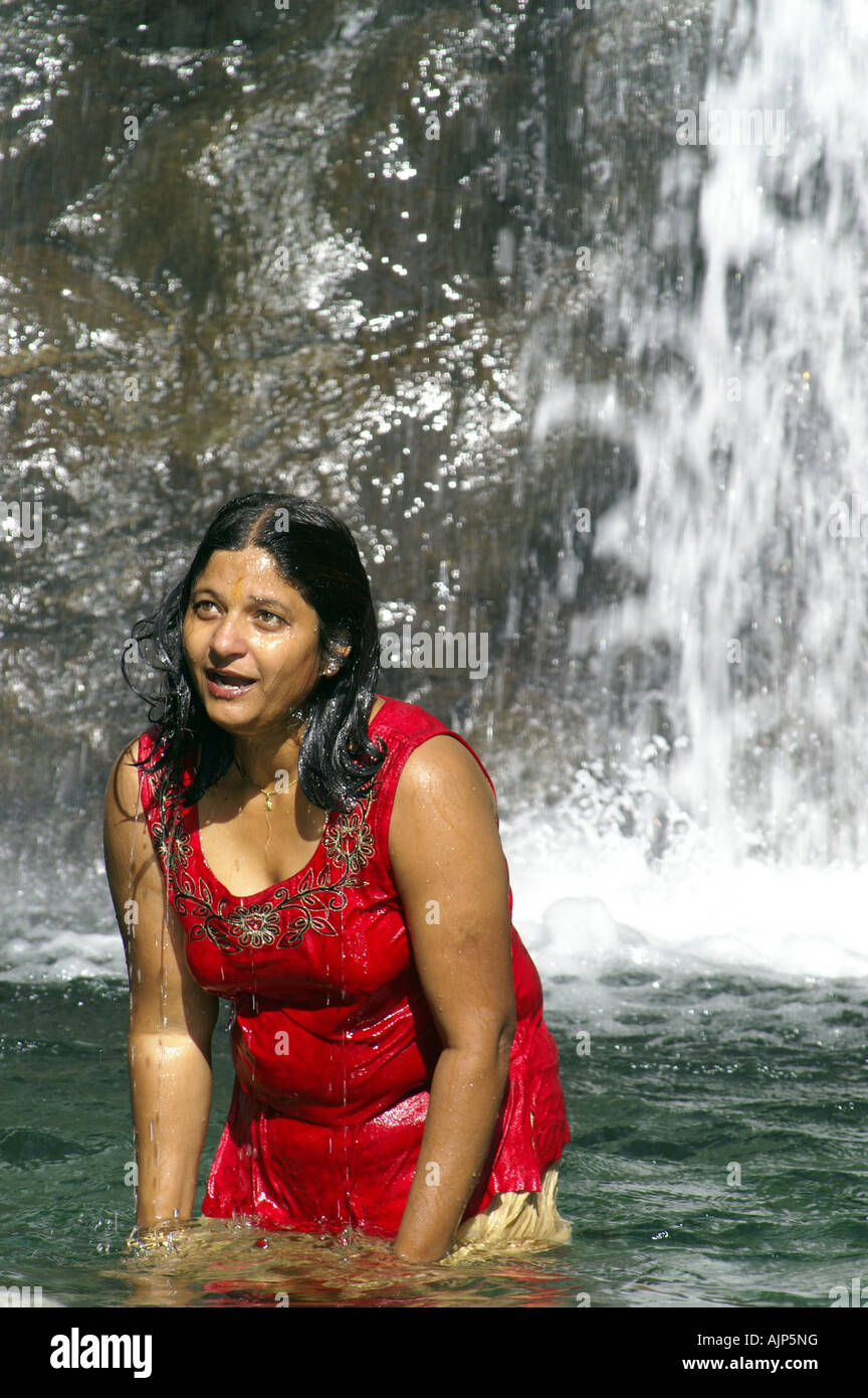 indian girl outdoor bath