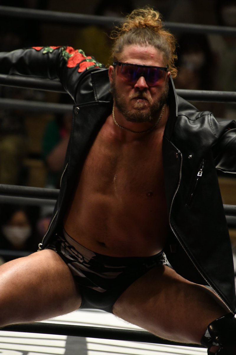 joey janela