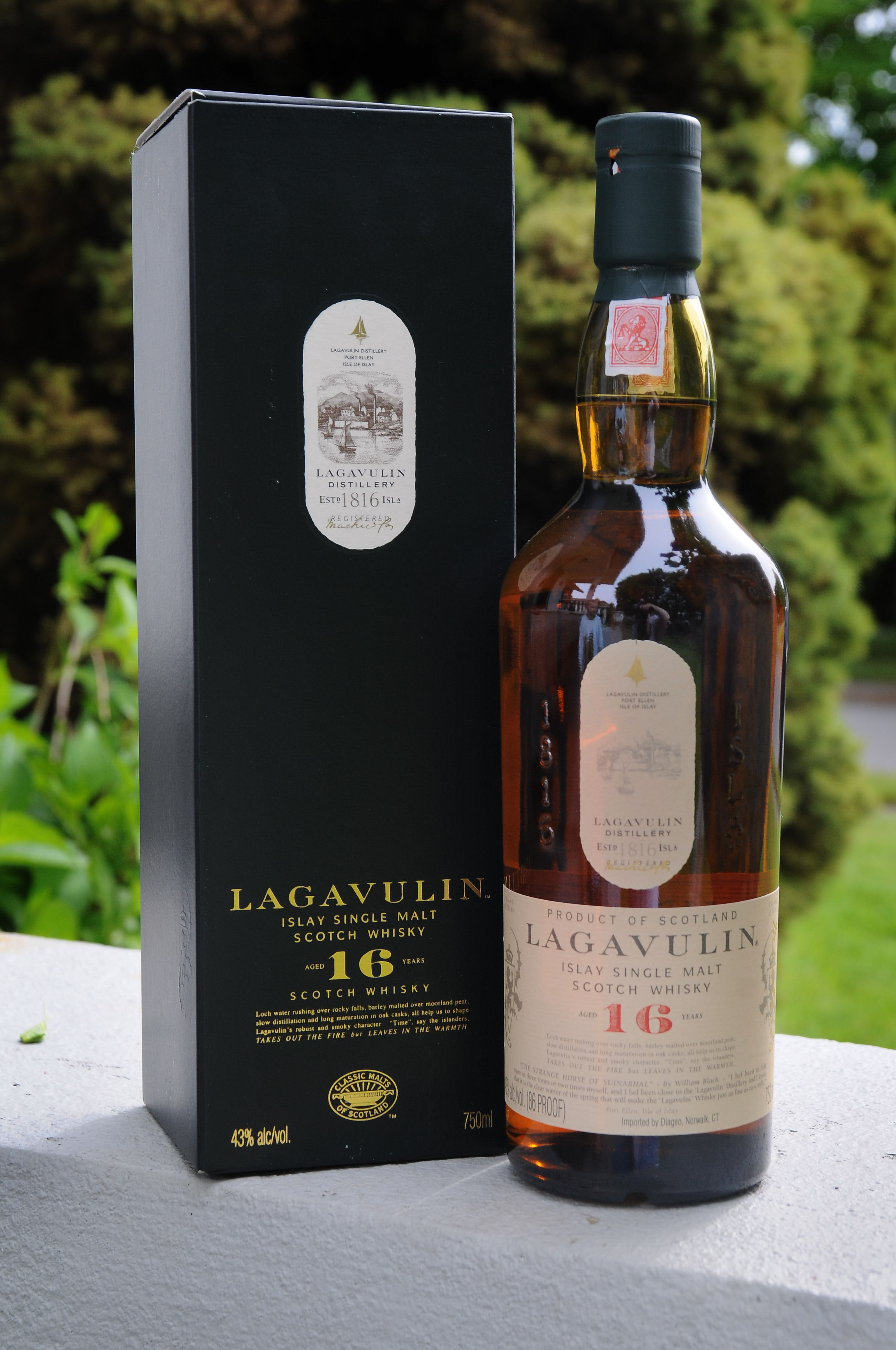 lagavulin 16 review