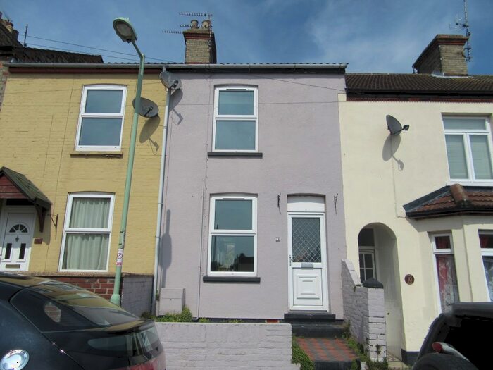 lowestoft houses to rent