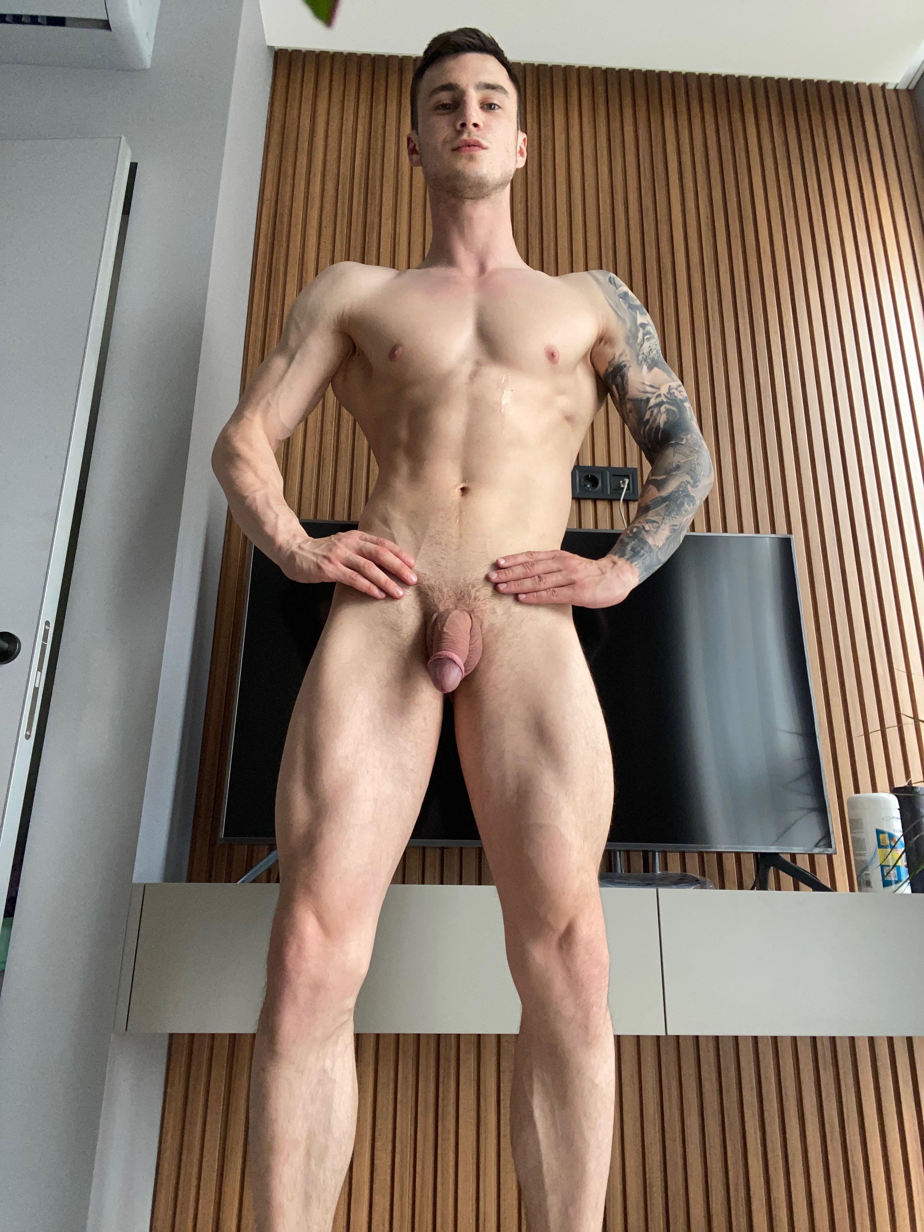 max barz nude