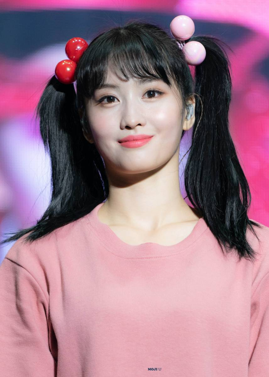 momo singer