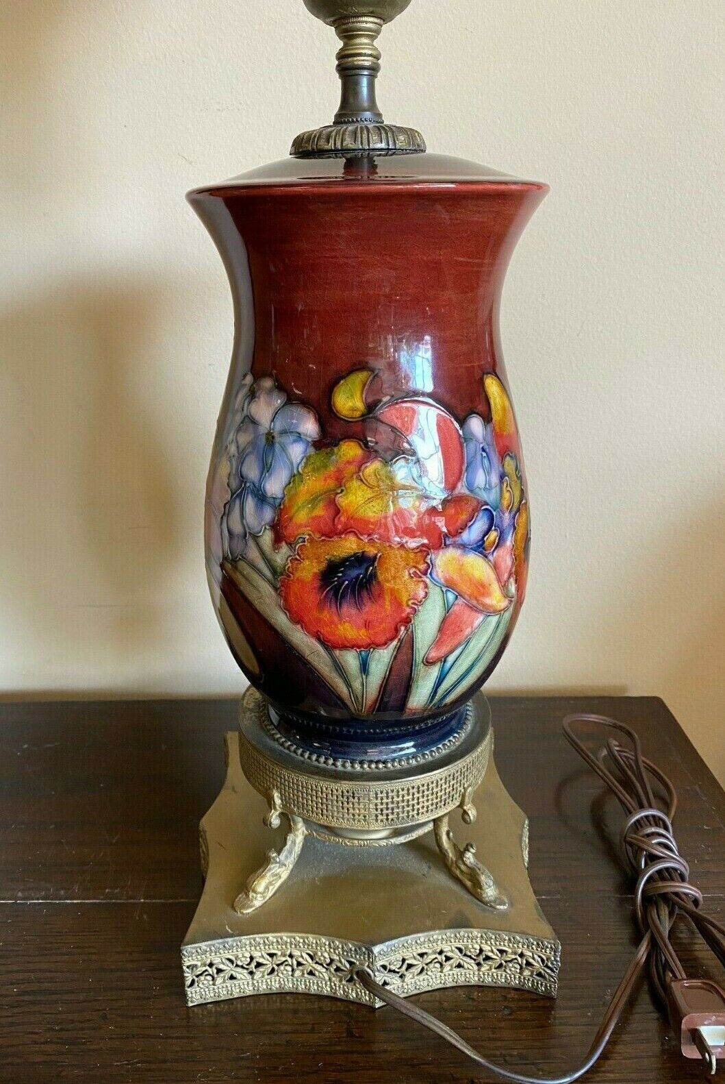 moorcroft pottery lamps