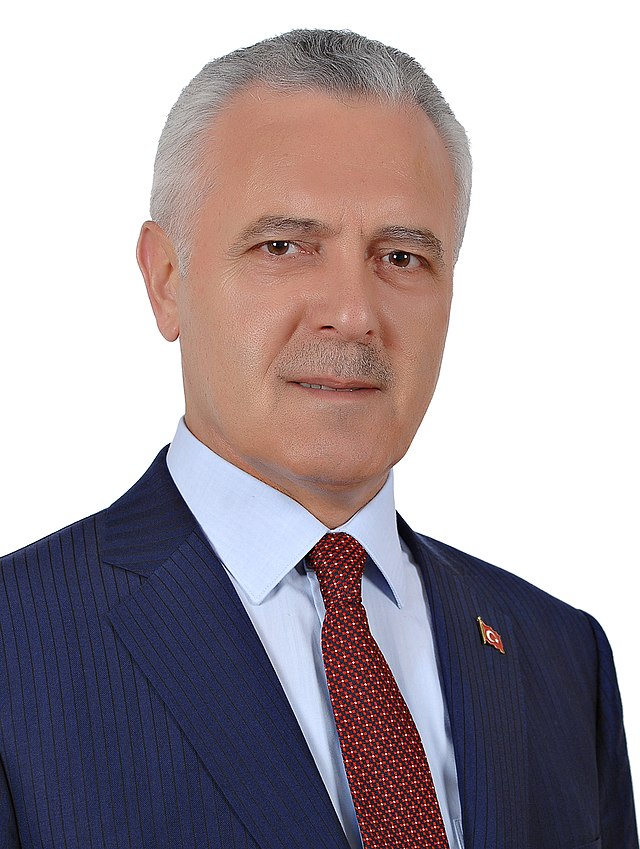 mustafa ataç kimdir