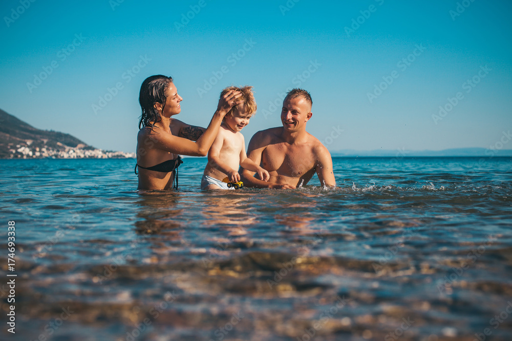 nudists siblings