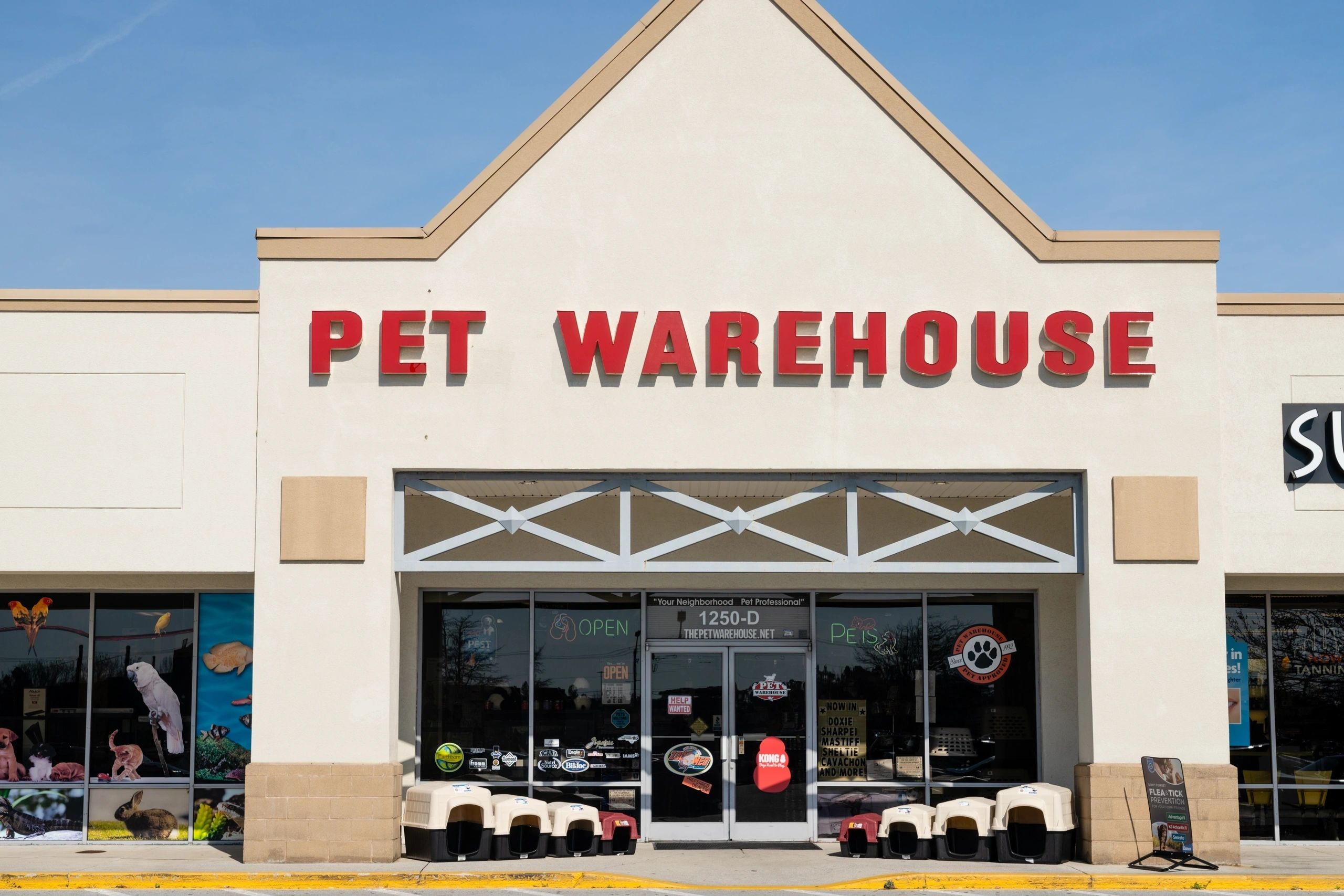 pet storenear me