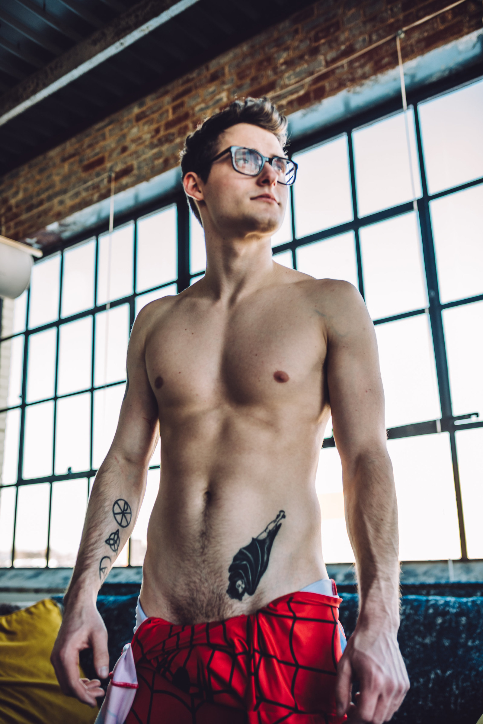 peter parker desnudo