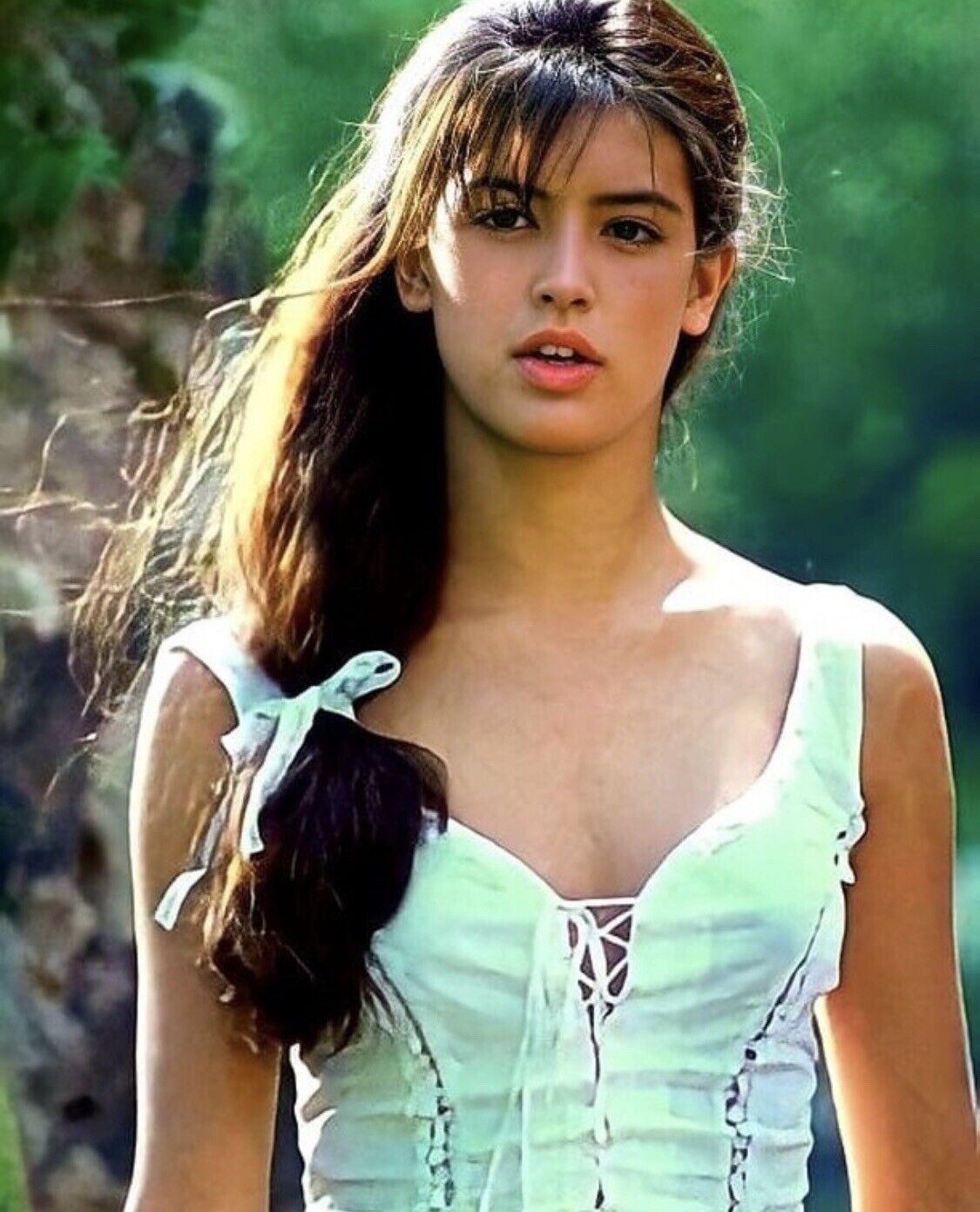 phoebe cates sexy