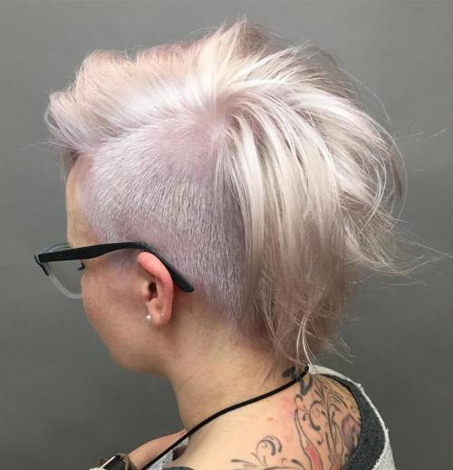 pixie haircut with shaved sides