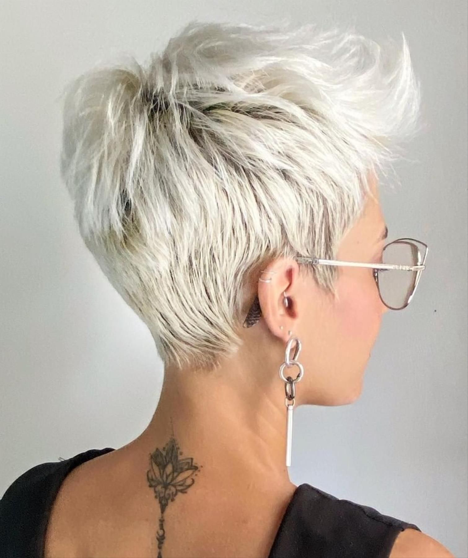 pixie short haircuts for thick hair