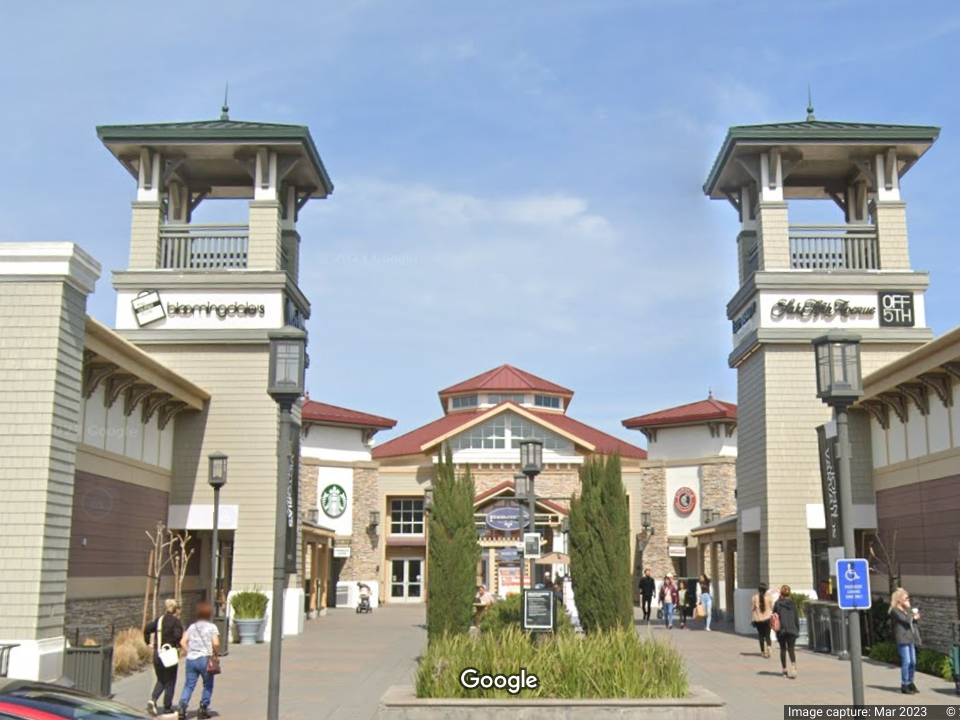 premium outlets san francisco