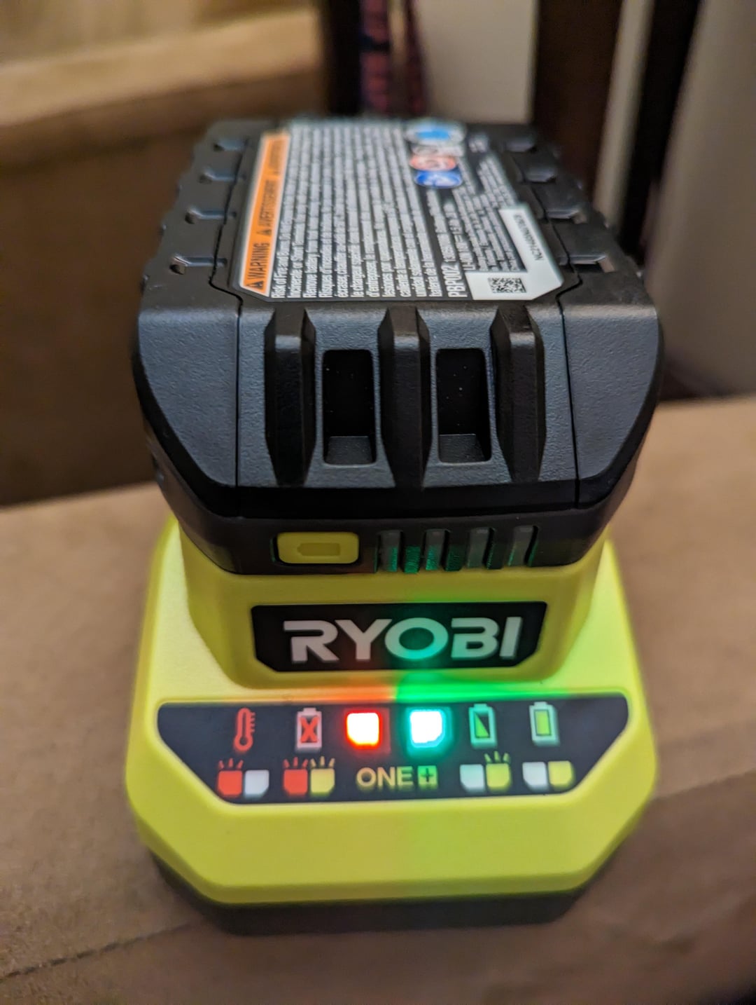 ryobi 18v charger blinking red