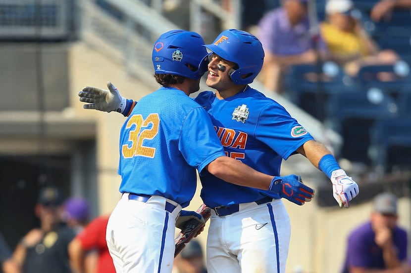 score of cws game