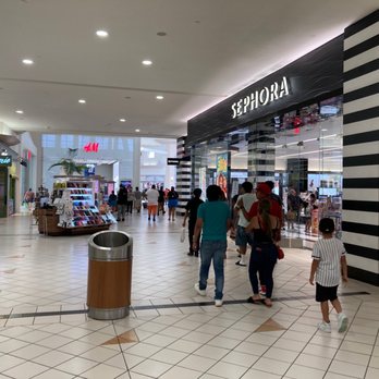 sephora willowbrook mall