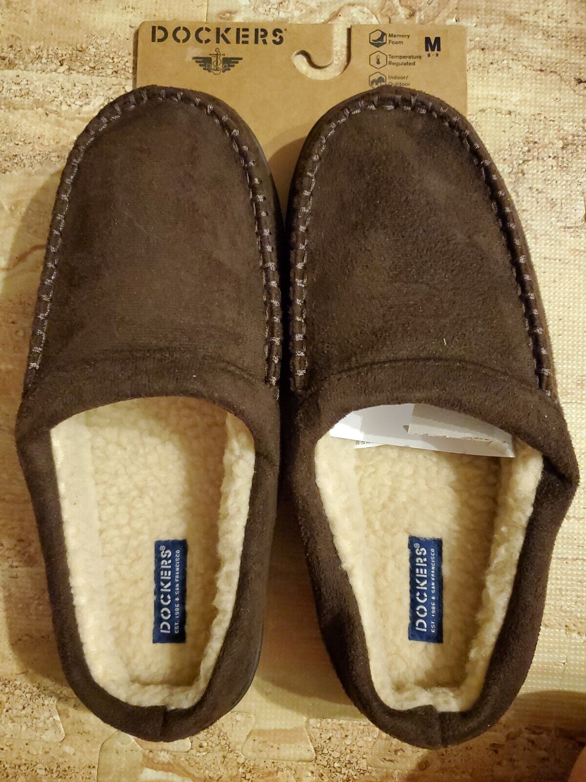 slippers dockers