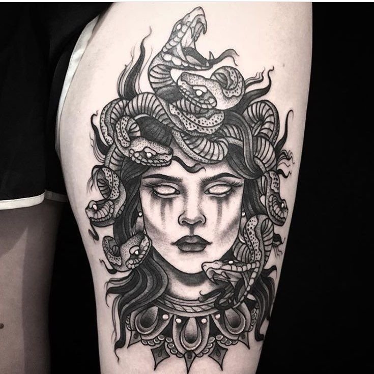 tatuaje medusa