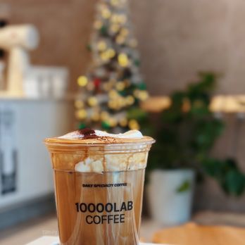 ten thousand coffees reviews