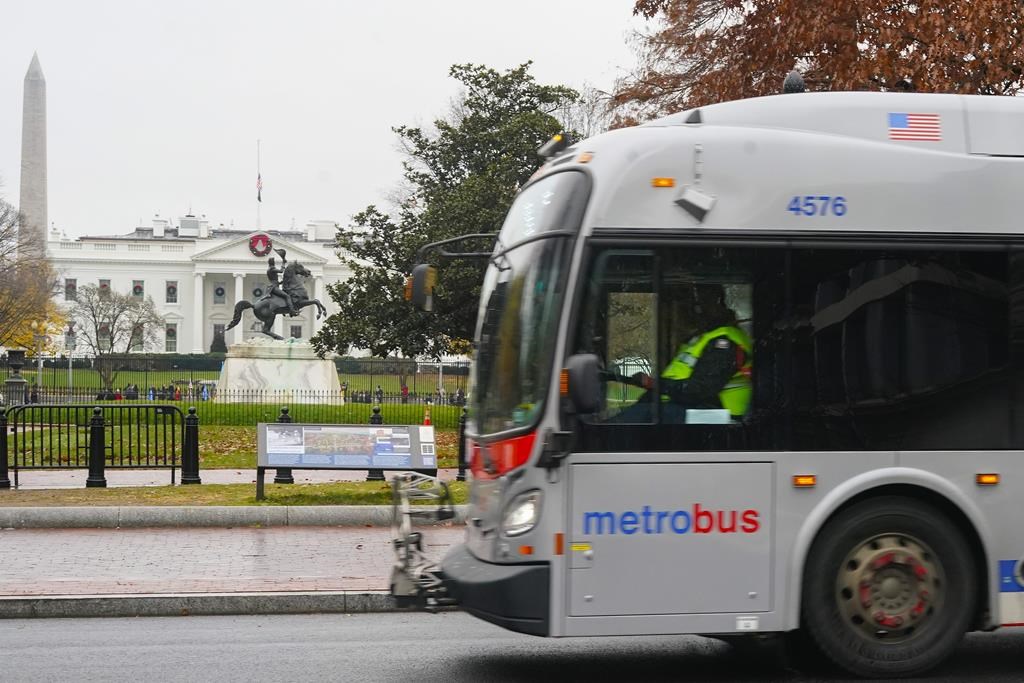 toronto washington bus