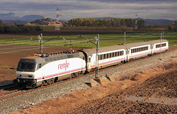 trains from seville to cadiz