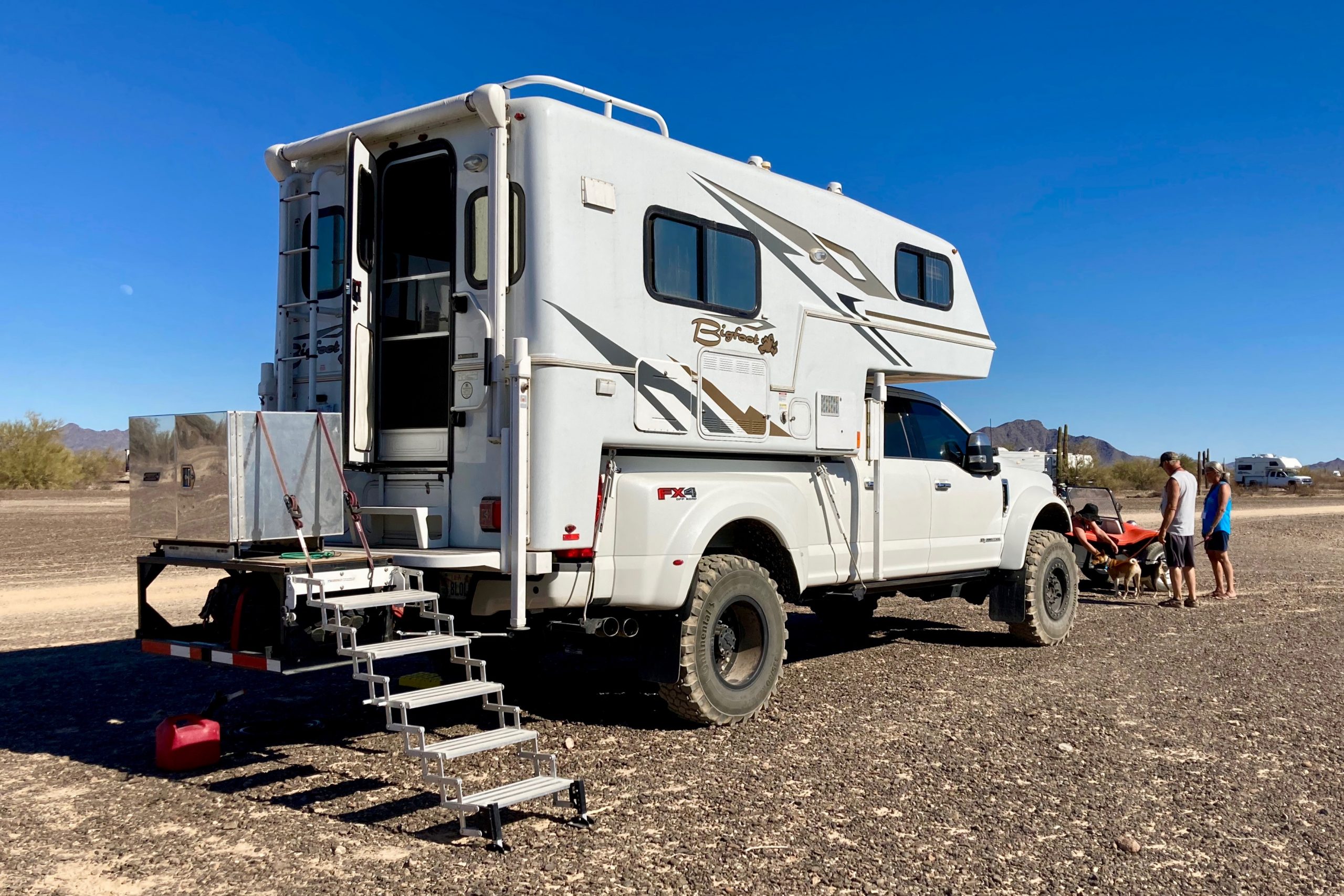 truck camper tiedowns