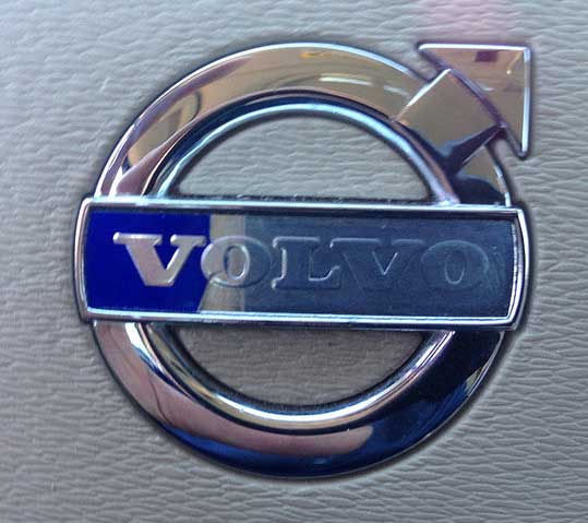 volvo emblem steering wheel