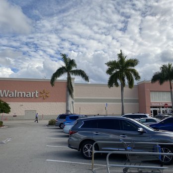 walmart hours pembroke pines